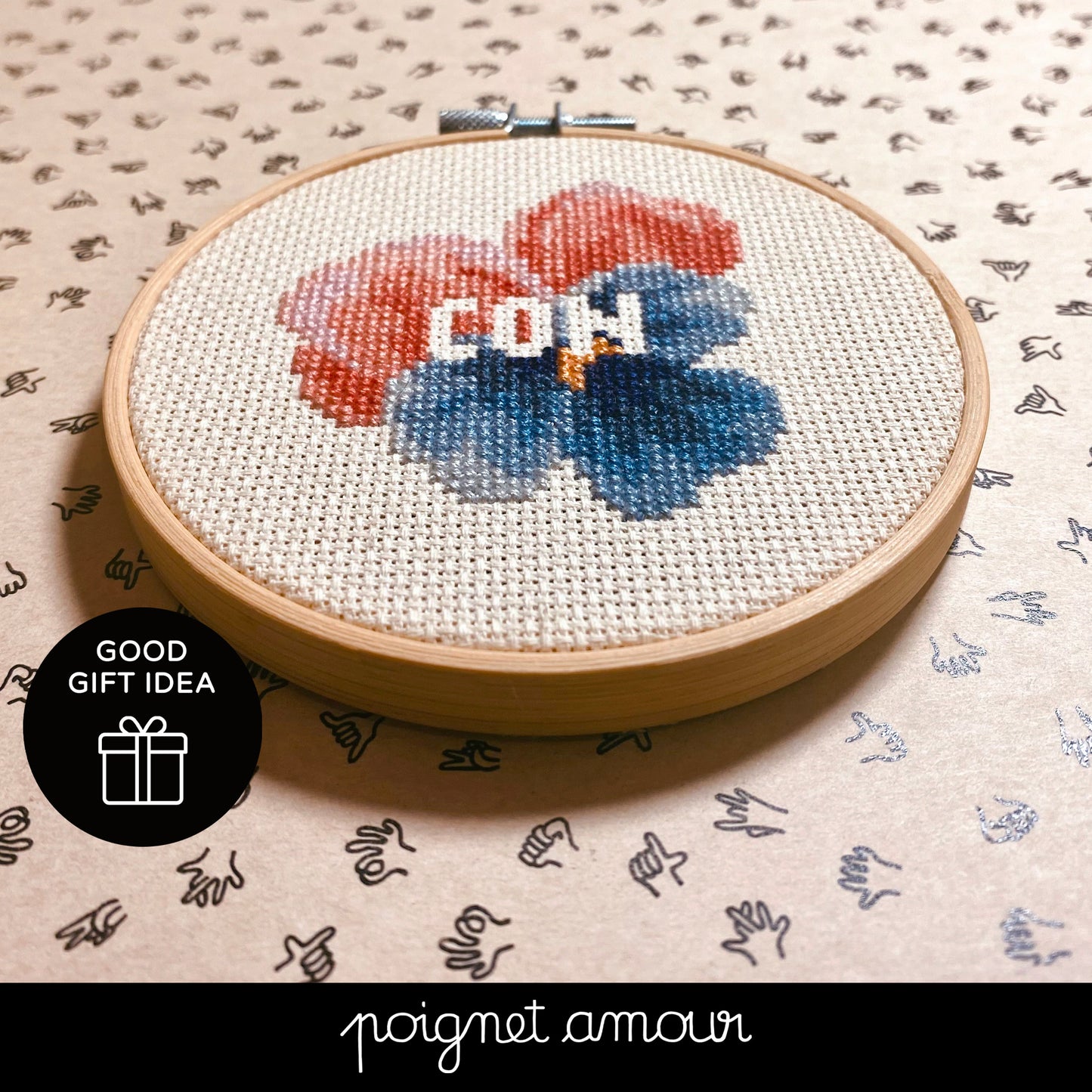 con dans les fleurs