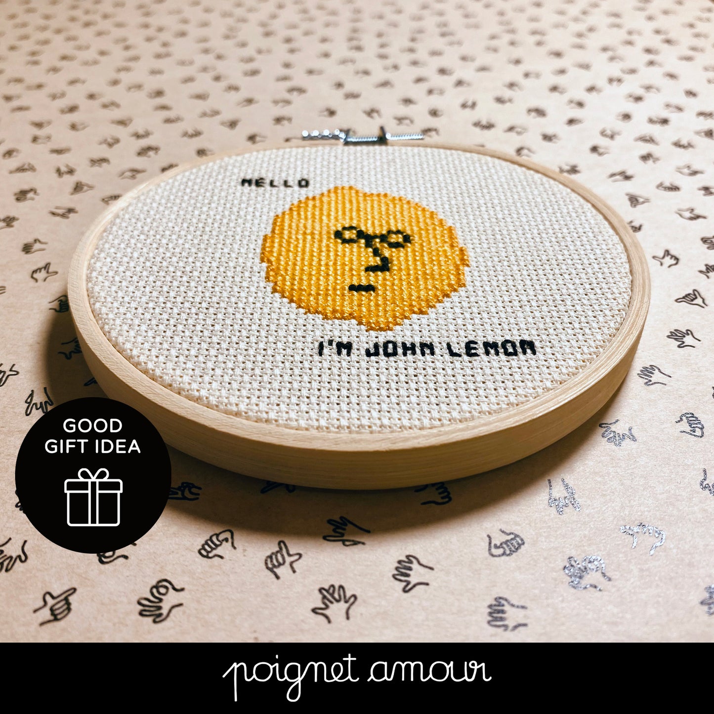 salut je suis john lemon