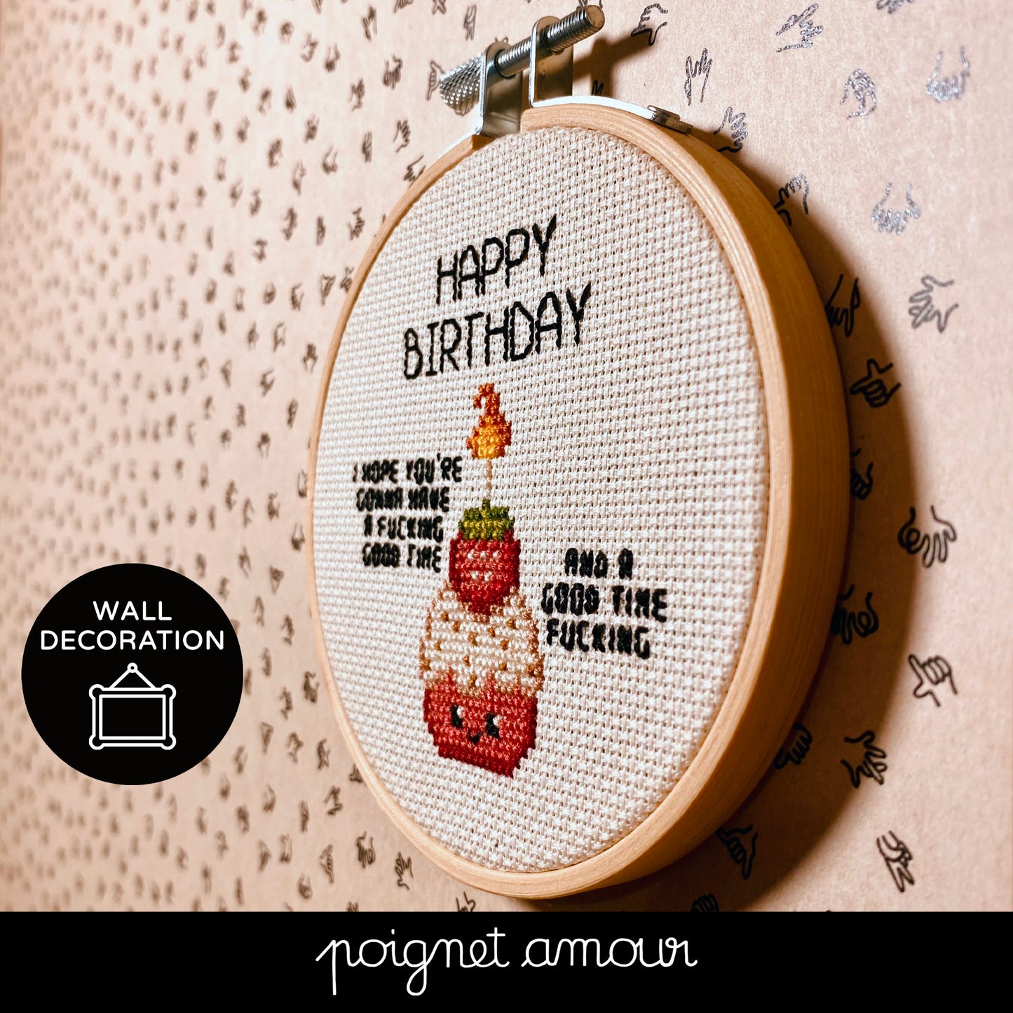 joyeux anniversaire ! je te souhaite amour gloire et baiser